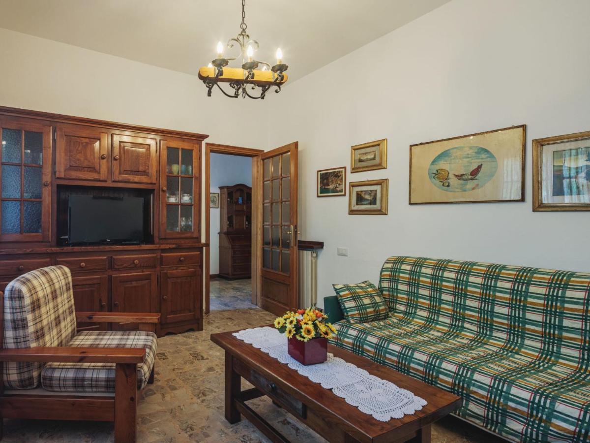 Apartment Barbara By Interhome Corsanico-Bargecchia Екстериор снимка