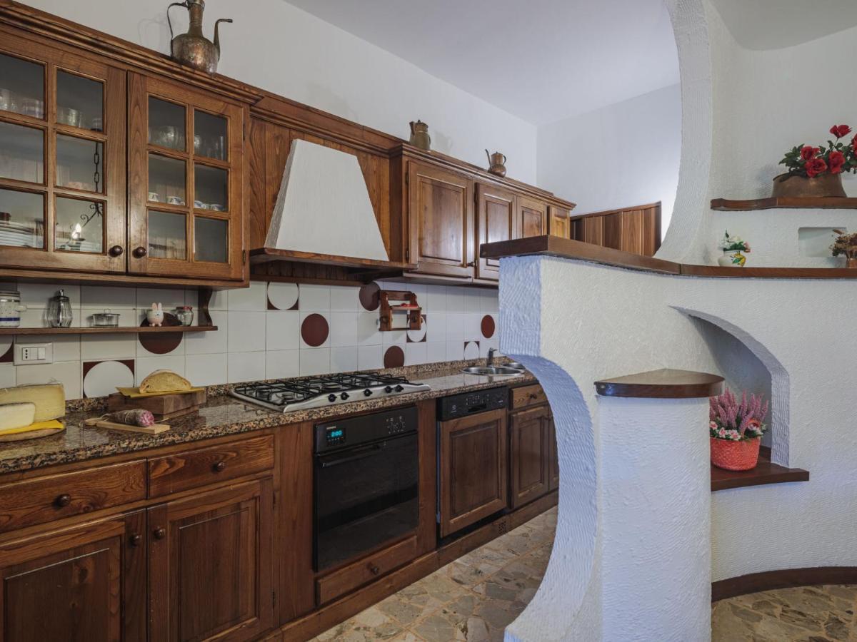 Apartment Barbara By Interhome Corsanico-Bargecchia Екстериор снимка
