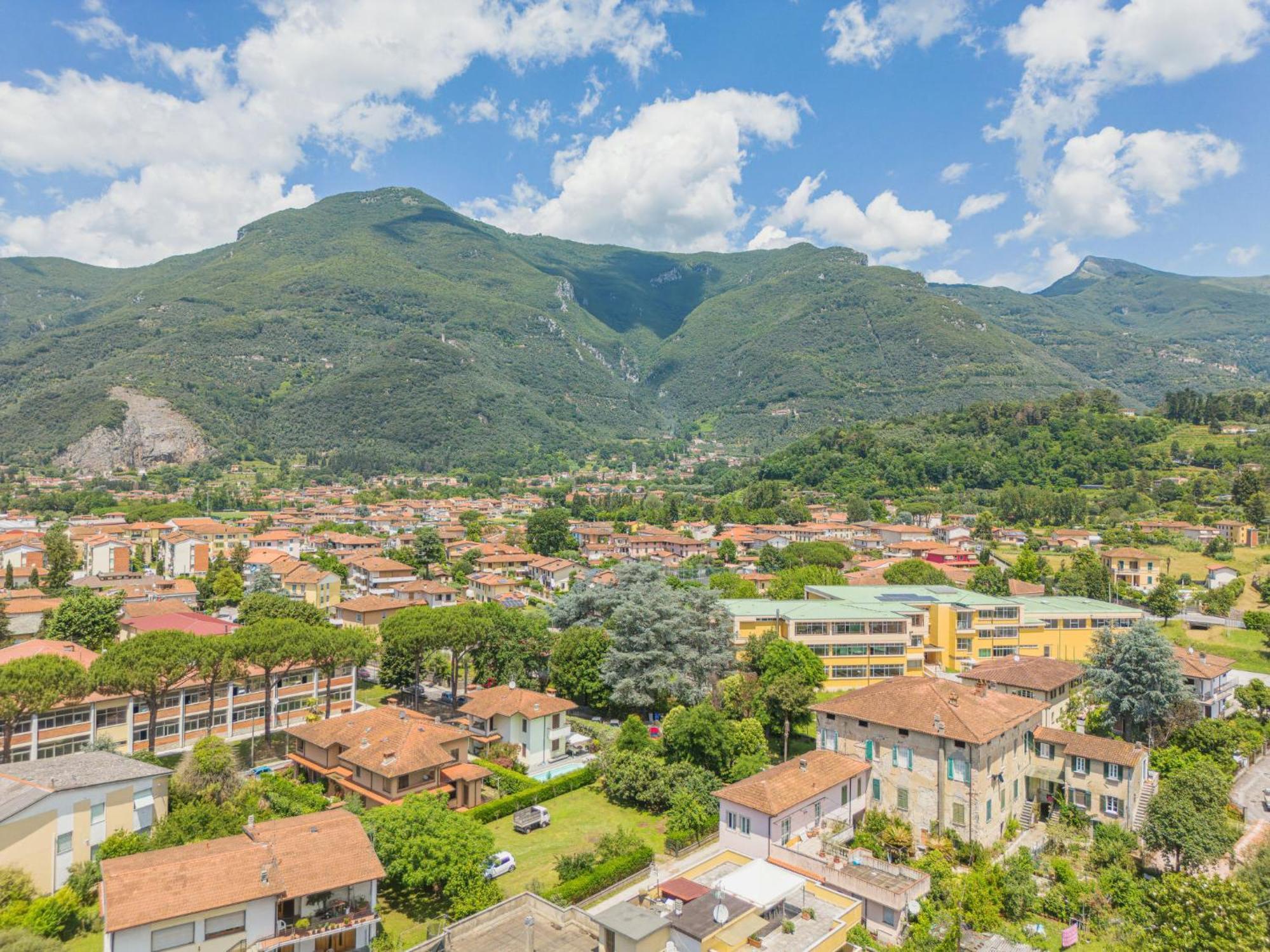 Apartment Barbara By Interhome Corsanico-Bargecchia Екстериор снимка